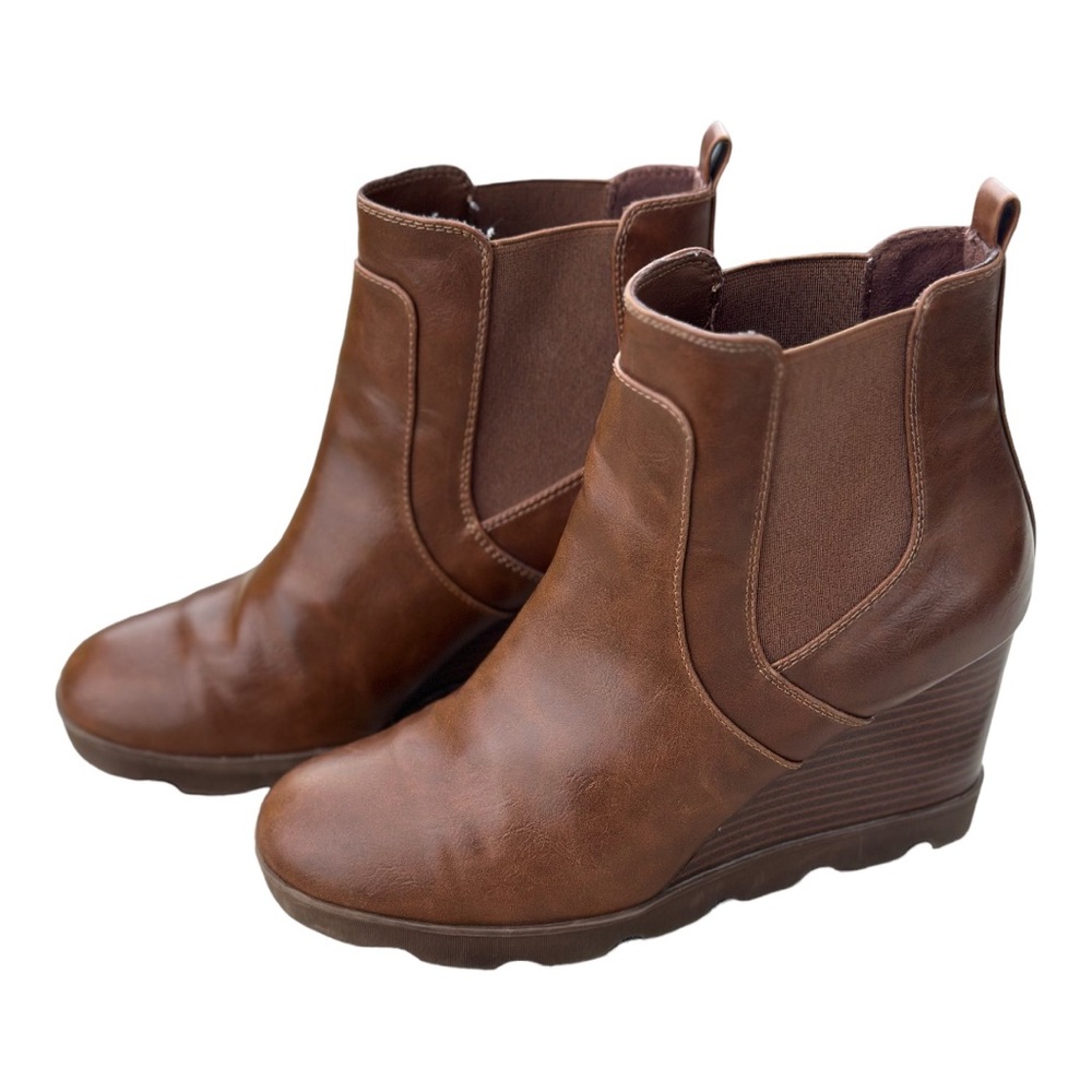 Xappeal Elise Women's Leather Lug Sole Wedge Ankle Boots 8.5